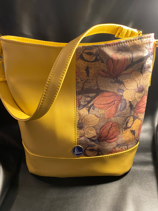 Traditional Bucket Bag